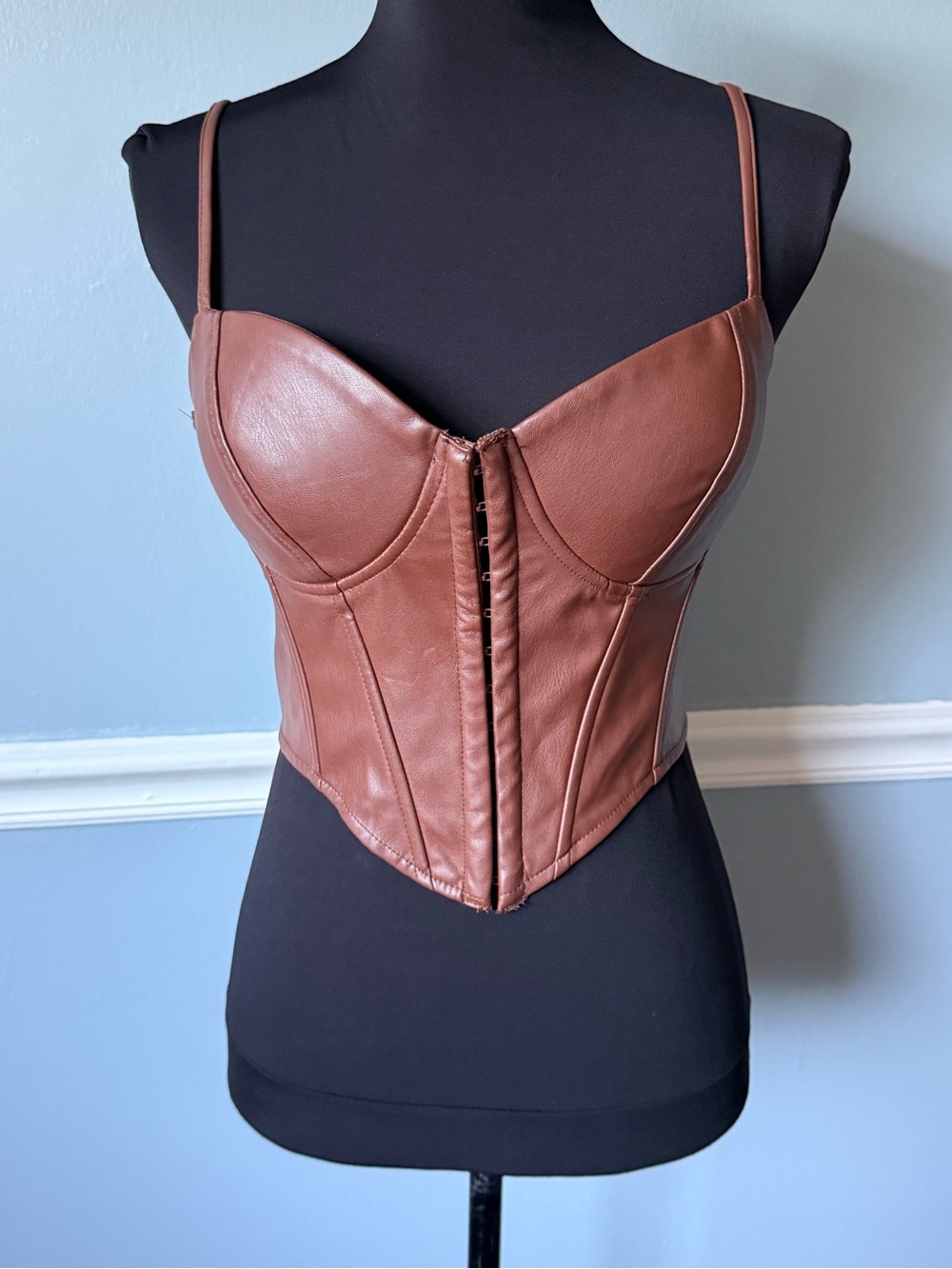 Windsor Brown Garment Care and Fabric Content Tag